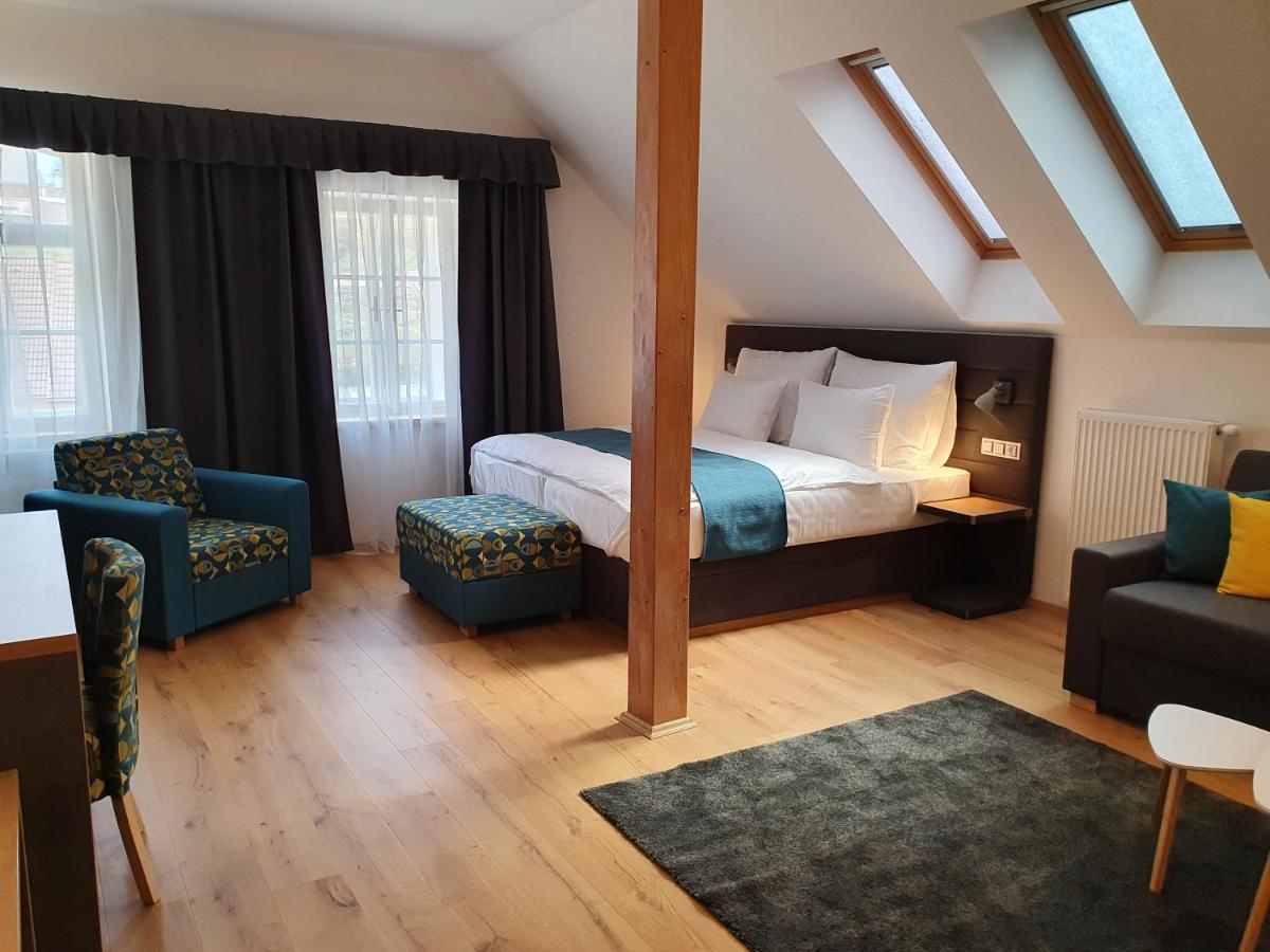 Hotel Kortus Jetřichovice Esterno foto